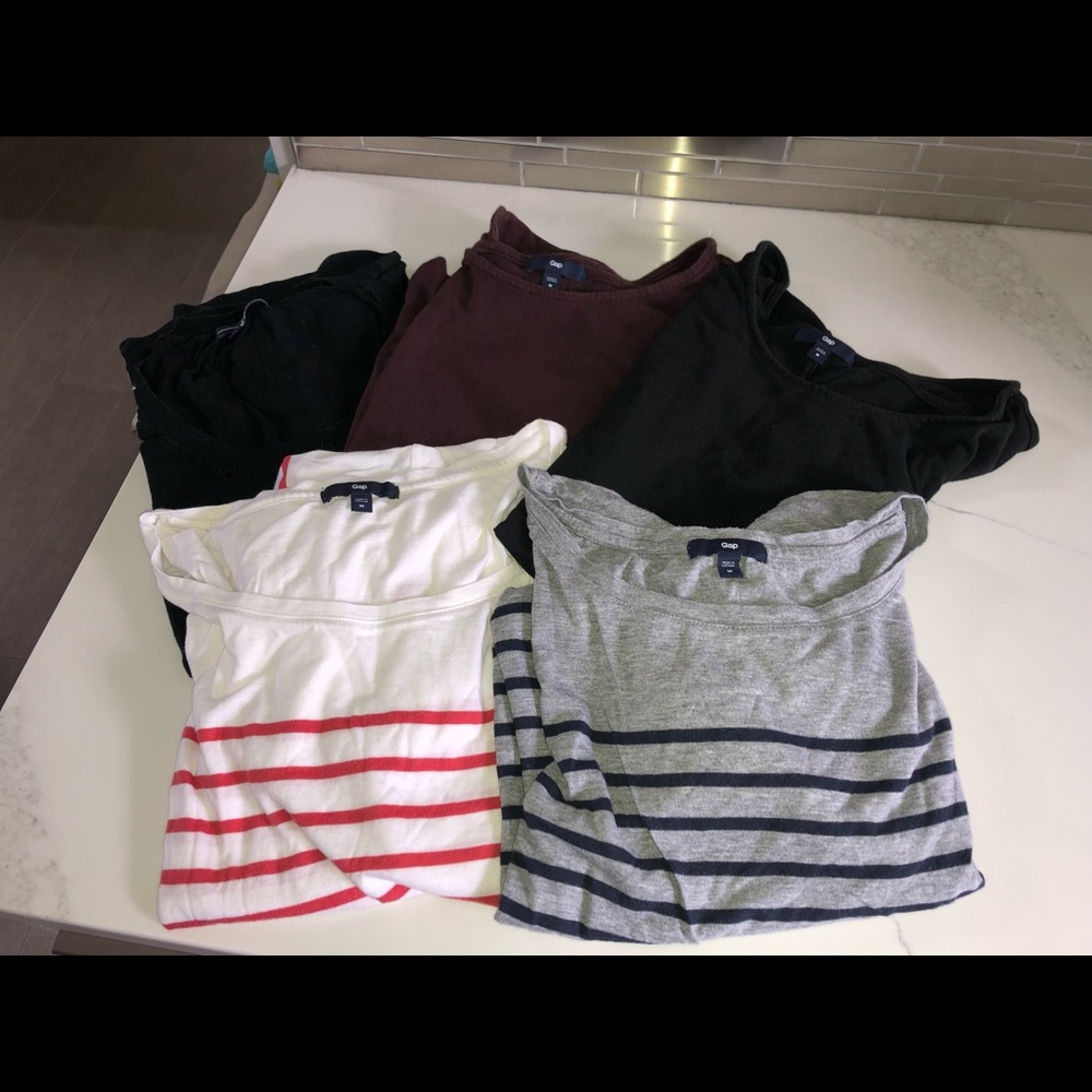 5 gap short sleeve shirts women’s size medium